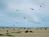 kite-wind-flying-leisure-freedom-1036721.jpg