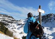 hiking-man-mountain-snow-backpack-566141.jpg