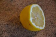 lemon-butterfly-goes-fruit-vitamin-327928.jpg