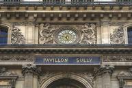 louvre-entrance-photo-gallery-1050423.jpg