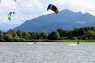 kite-surfing-surf-kitesurfing-402524.jpg