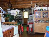 alpine-hut-kitchen-koppentraun-597773.jpg