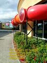 Restaurant_Playground_Tunnels_that_extends_to_the_outdoors_for_more_fun.jpg