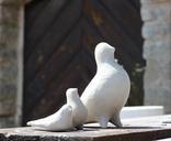 pigeons-ceramics-white-clay-pottery-836327.jpg