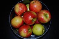 apples-fruit-nutrition-healthy-516191.jpg