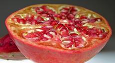 pomegranate-fruit-disc-frisch-cut-953990.jpg