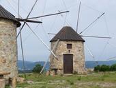 windmill-portugal-wings-energy-579575.jpg