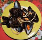 spaghetti-mussels-dish-eat-pasta-542334.jpg