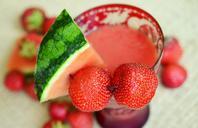 smoothie-strawberries-melon-840638.jpg