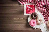 sweets-eats-food-snack-donuts-865095.jpg