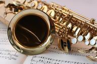 saxophone-music-gold-gloss-546303.jpg