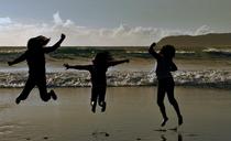 childhood-silhouettes-joy-jump-1058488.jpg