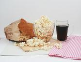 snack-popcorn-cola-1483932.jpg