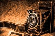 photo-camera-photography-old-retro-219958.jpg