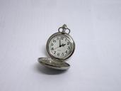 pocket-watch-clock-time-clock-face-1002399.jpg