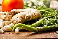 garlic-ginger-chilli-herbs-cooking-390859.jpg