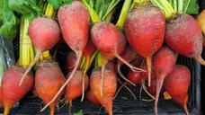 beets-local-organic-healthy-market-944596.jpg