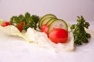 salad-tomatoes-lettuce-parsley-646520.jpg