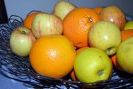 fresh-fruit-apples-oranges-1654900.jpg