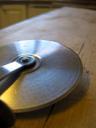 pizza-cutter-cutting-slicing-pizza-57172.jpg