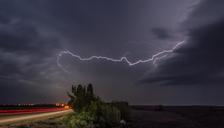 lightning-flash-thunderstorm-storm-378069.jpg