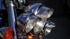 chrome-motorcycle-lamps-reflection-182828.jpg