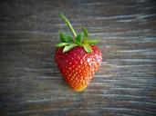 strawberry-fruit-food-fresh-932332.jpg