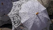 sun-umbrellas-lace-fashion-112401.jpg