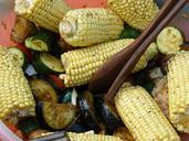 corn-corn-on-the-cob-vegetables-422527.jpg