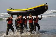 boat-teamwork-training-exercise-647049.jpg