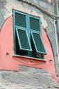 italy-windows-shutters-houses-1258283.jpg