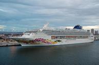 cruise-ship-cruise-ship-500373.jpg