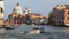 venice-sea-boat-596727.jpg