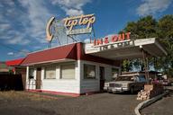 drive-in-cafe-fast-food-old-car-996341.jpg