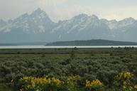 mountain-range-grand-tetons-975668.jpg