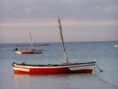 boat-sea-horizon-sailboats-beach-665901.jpg