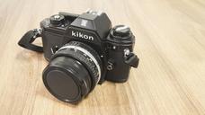 nikon-dslr-slr-lens-camera-black-1070097.jpg