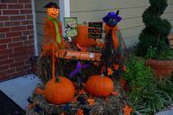 front-door-with-Halloween-decorations.jpg