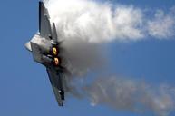 F22-Raptor-Flying-In-The-Sky.jpg