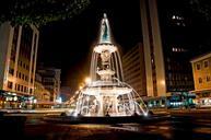 city-night-evening-fountain-77111.jpg