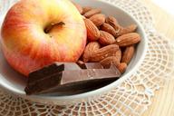 apple-almonds-chocolate-ingredients-839061.jpg