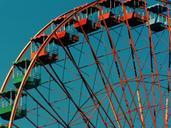 fun-fair-ferris-wheel-gondolas-629673.jpg