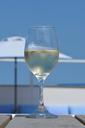 wine-glass-holiday-blue-sky-391673.jpg