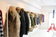 fashion-exhibition-winter-clothing-997325.jpg