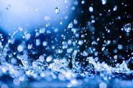 water-drop-rain-falling-pouring-164046.jpg