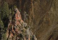 Red_Rock_in_Grand_Canyon_of_the_Yellowstone.jpg