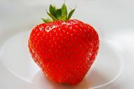 strawberry-fruit-red-sweet-ripe-361597.jpg