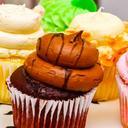 cupcakes-chocolates-creamy-desserts-220050.jpg