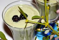 smoothie-blackberries-fruit-green-388895.jpg