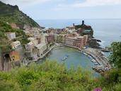 cinque-terre-amalfi-coast-italy-245757.jpg